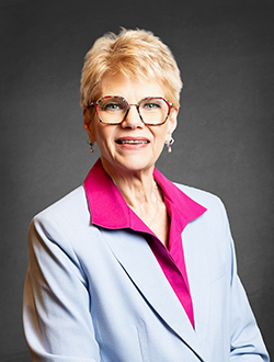 Roxann Steelman 250x330